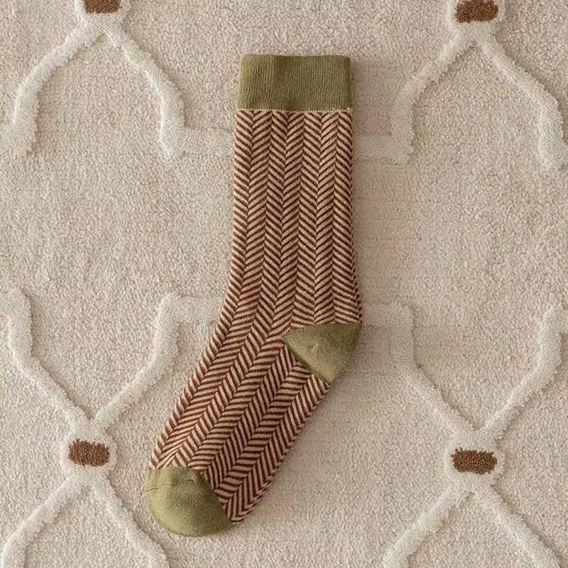 Fashion Harajuku Retro Crew Socks Women Korean Style Vintage Streetwear Women Socks College Style School Girls Cotton Long Socks